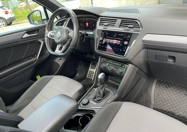 Volkswagen Tiguan cena 119999 przebieg: 123200, rok produkcji 2018 z Wołów małe 326
